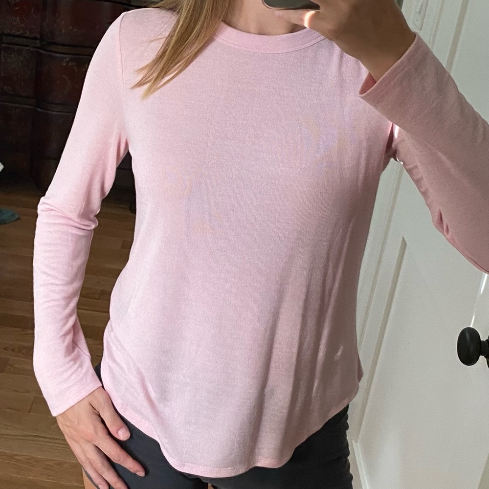 Banana Republic Luxespun Long-Sleeve T-Shirt/Sweater in Pink
